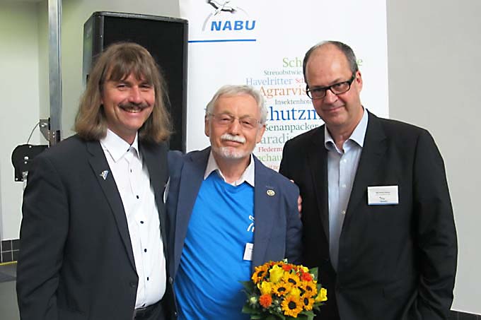 Hans Dieter Wiesemann wurde mit der goldenen Ehrennadel ausgezeichnet - Foto: Birgit Königs