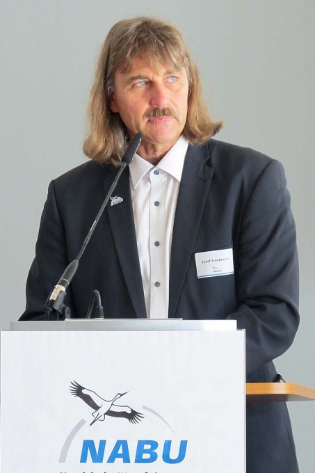 LVV 2016: Der Vorsitzende Josef Tumbrinck berichtet - Foto: B.Königs