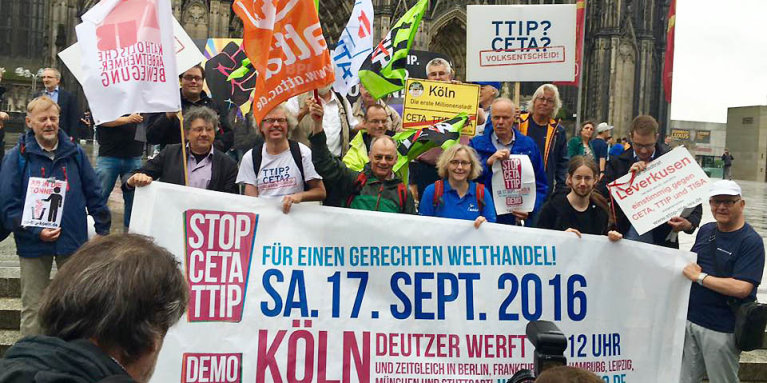 Demoankündigung gegen TTIP und CETA in Köln - Foto: Thorsten Sterk