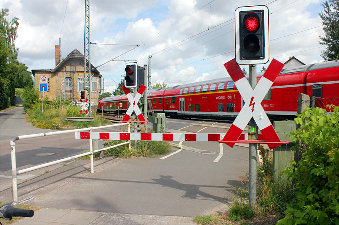 Bahnübergang - Foto: Helge May